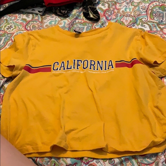 Crop top - Picture 1 of 3